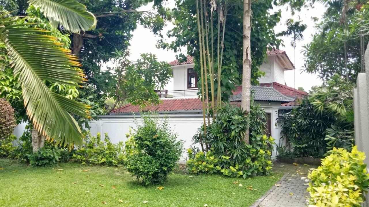 Villa Lucia By Semesta Villas Seminyak Exterior foto